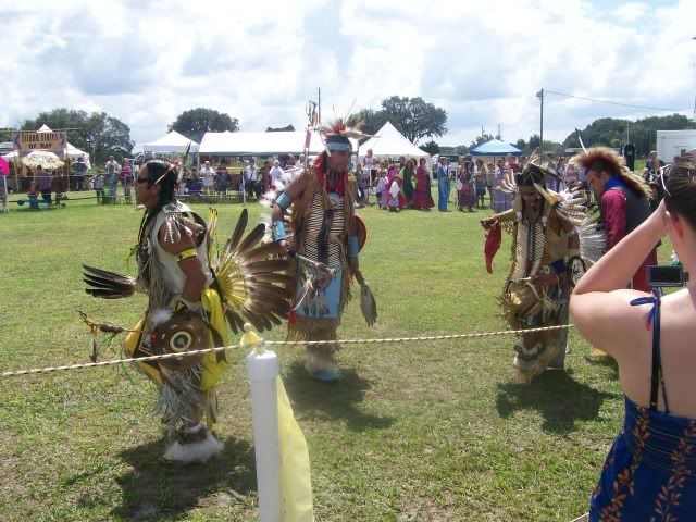 Dancers4.jpg
