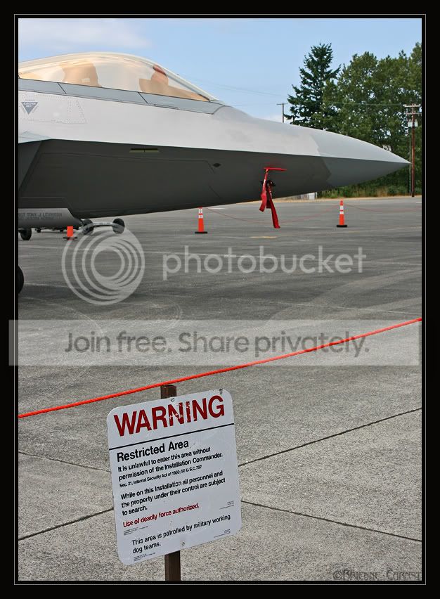 F-22RaptorWarning_9447.jpg