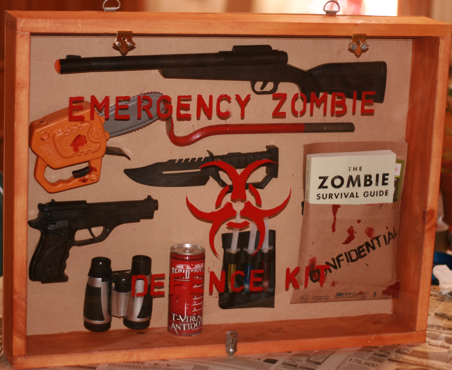 Emergency_Zombie_Defence_Kit_by_meaikoh.jpg