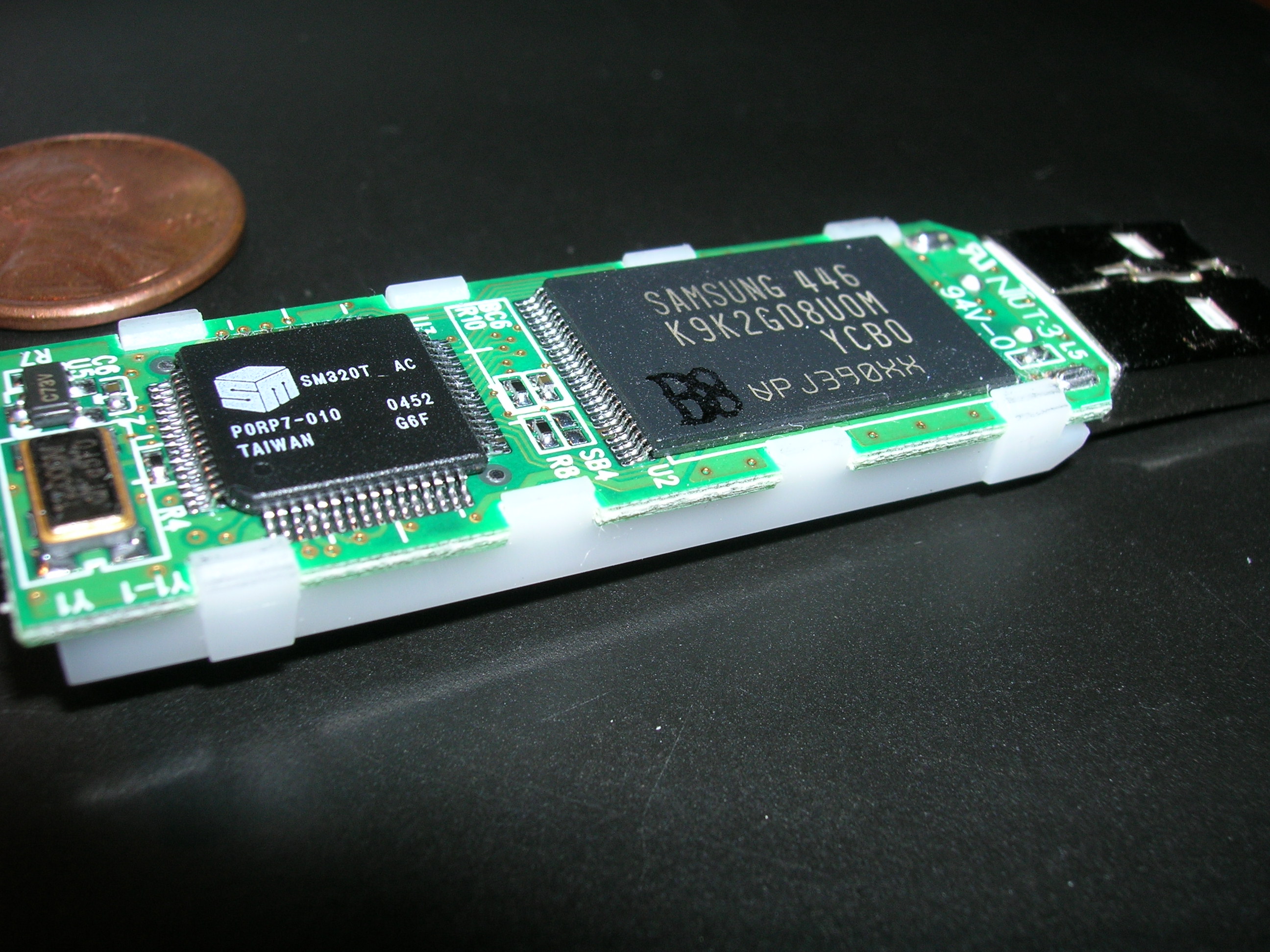 USB_Flash_Underside.jpg