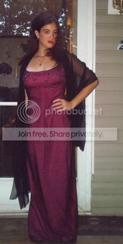 Cassiesfirstprom4.jpg