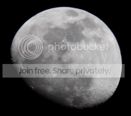 moon.jpg