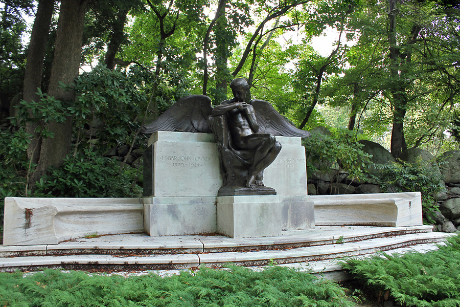 7974610050_1692388d39_b.jpg